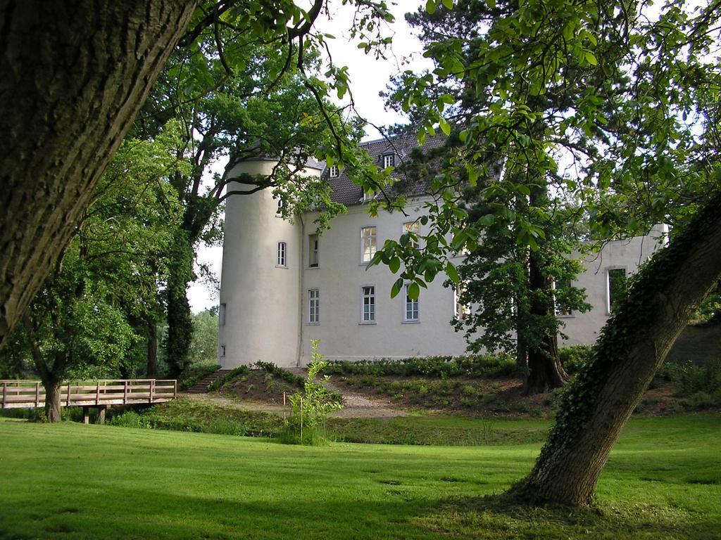 Burg Boetzelaer Hotell Kalkar Exteriör bild