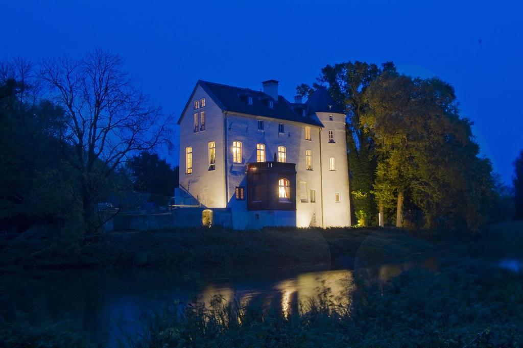 Burg Boetzelaer Hotell Kalkar Exteriör bild